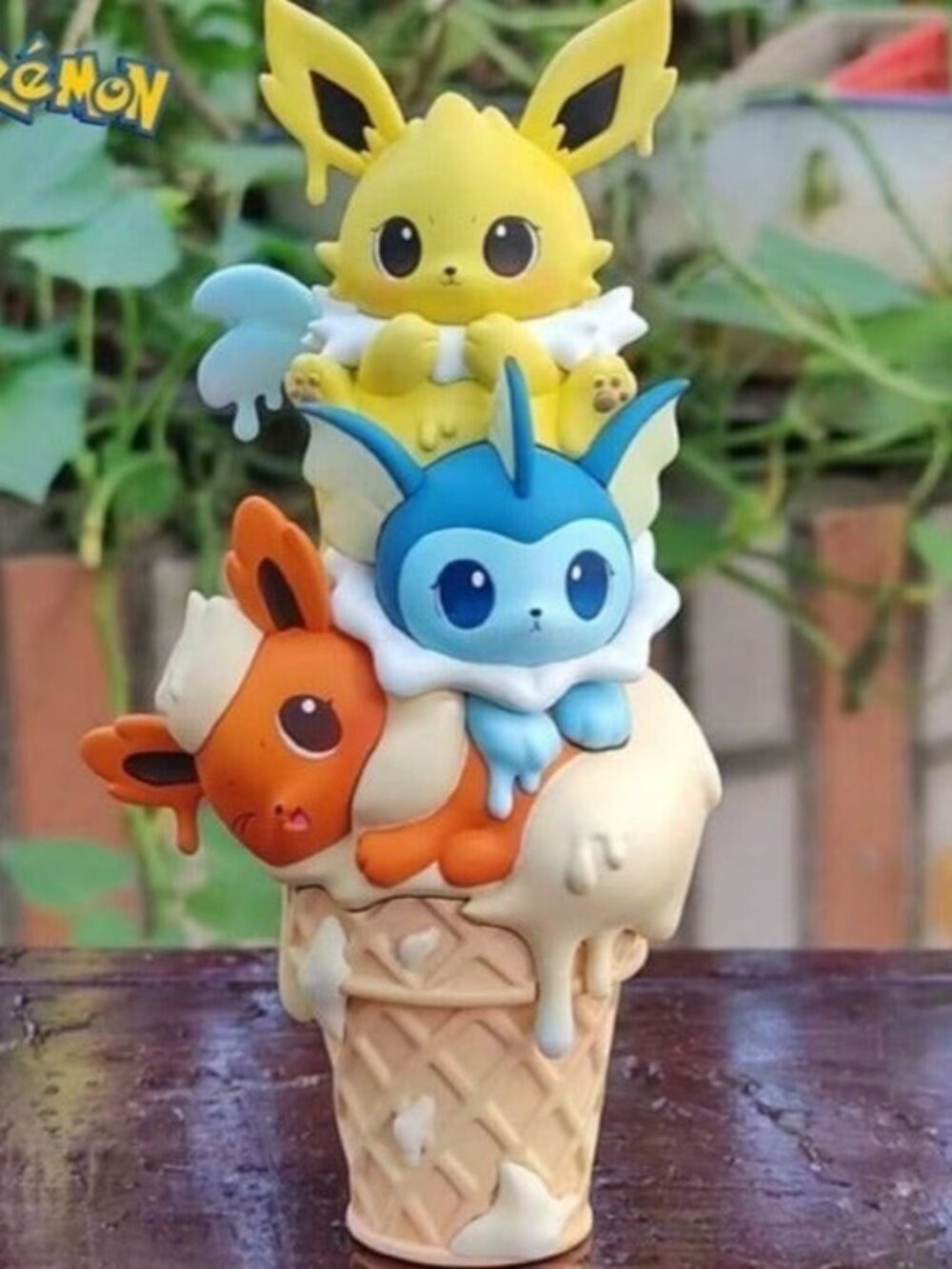 Pokemon Eevee Ice Cream Flareon Jolteon Vaporeon Melting Flavors Figurine